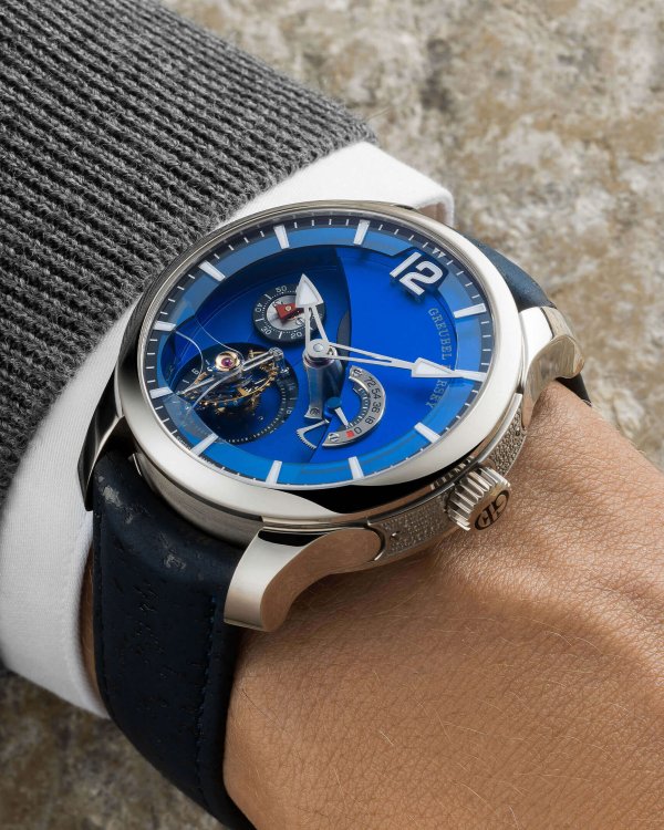 greubel forsey history 2012 tourbillon 24 secondes contemporain 01 - Greubel Forsey
