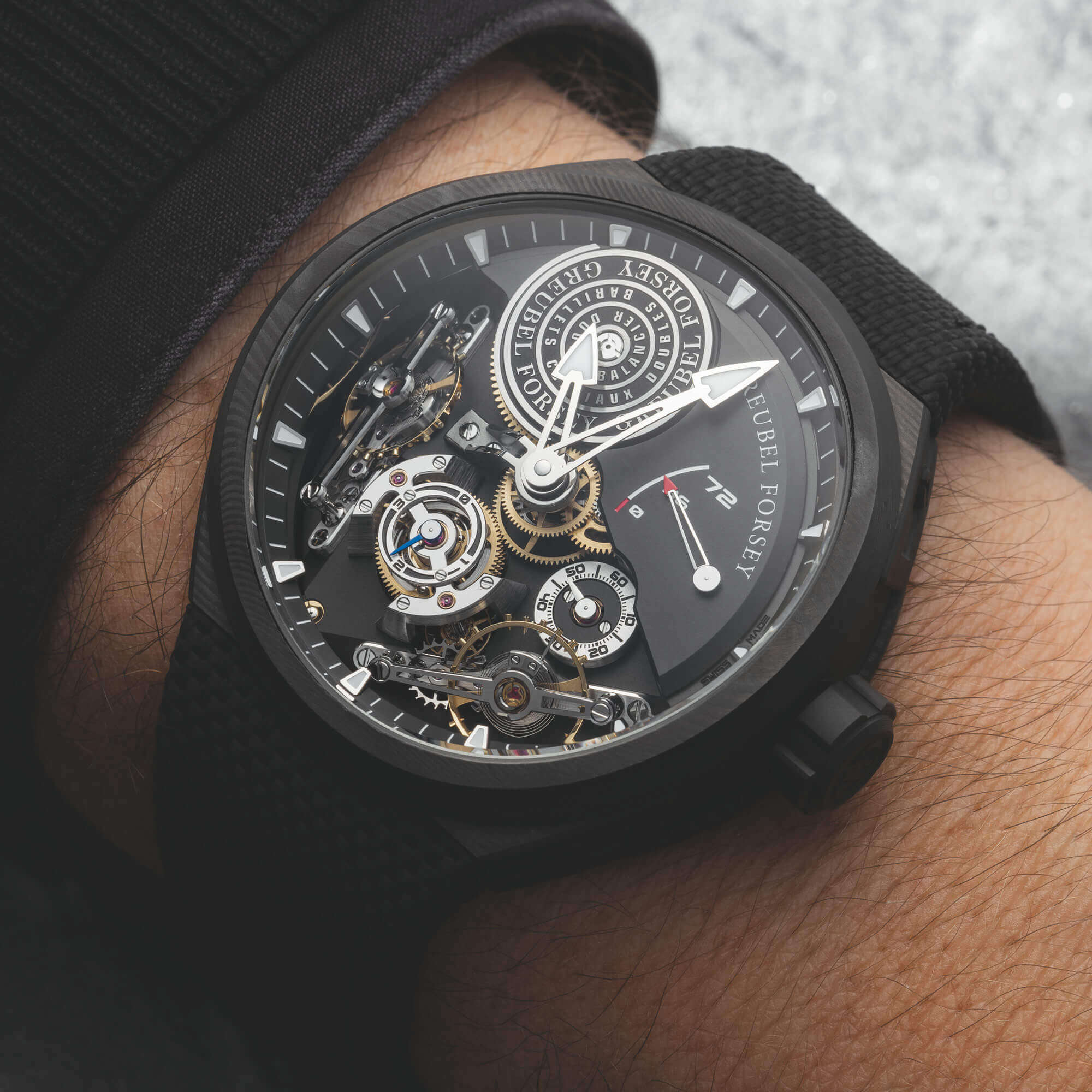 greubel forsey double balancier convexe carbon 42 5mm 01 - Greubel Forsey