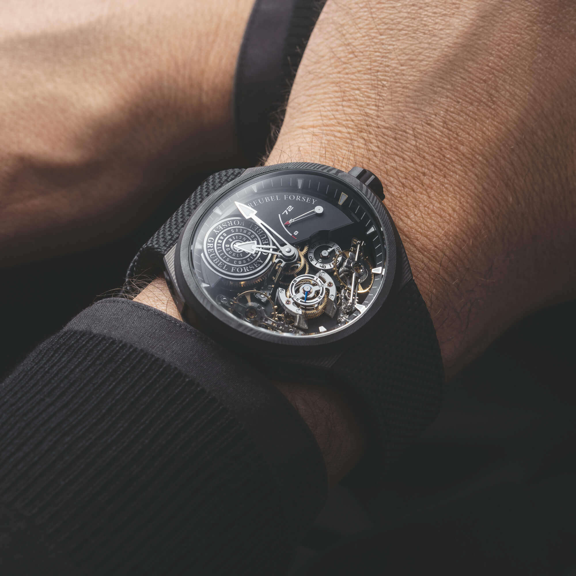 greubel forsey double balancier convexe carbon 42 5mm 02 - Greubel Forsey